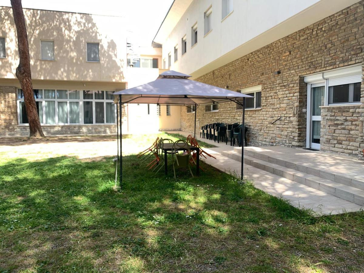 San Giuseppe Casa Per Ferie Hotel Quercianella Exterior photo